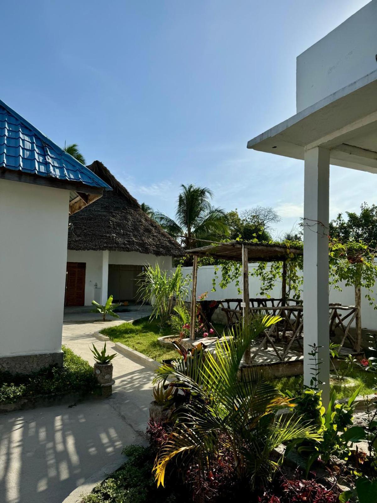 Mafia Island Bungalows Utende Exterior foto